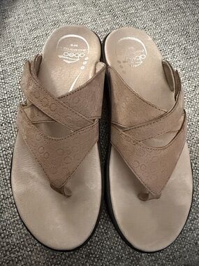 ABEO Women’s Balboa Metatarsal Leather Flip Flop Orthopedic Support Taupe Size 8